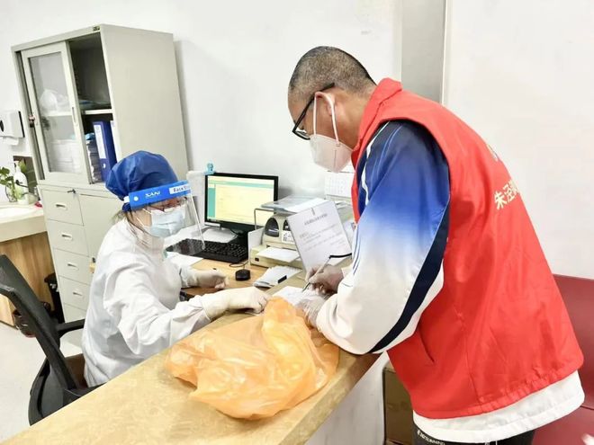 南京24小时高价回收医保(24小时高价回收医保医保套出)